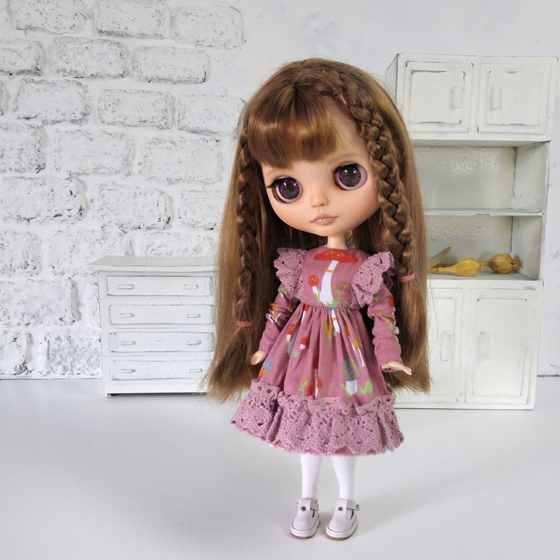 Blythe娃娃连衣裙 红棕色连衣裙配飞木耳衣服娃娃手工连衣裙 - 玩偶/公仔 - 棉．麻 