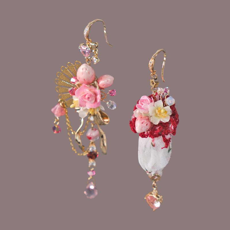 赤裳花魁金扇罗伞不对称耳环 - 耳环/耳夹 - 粘土 红色