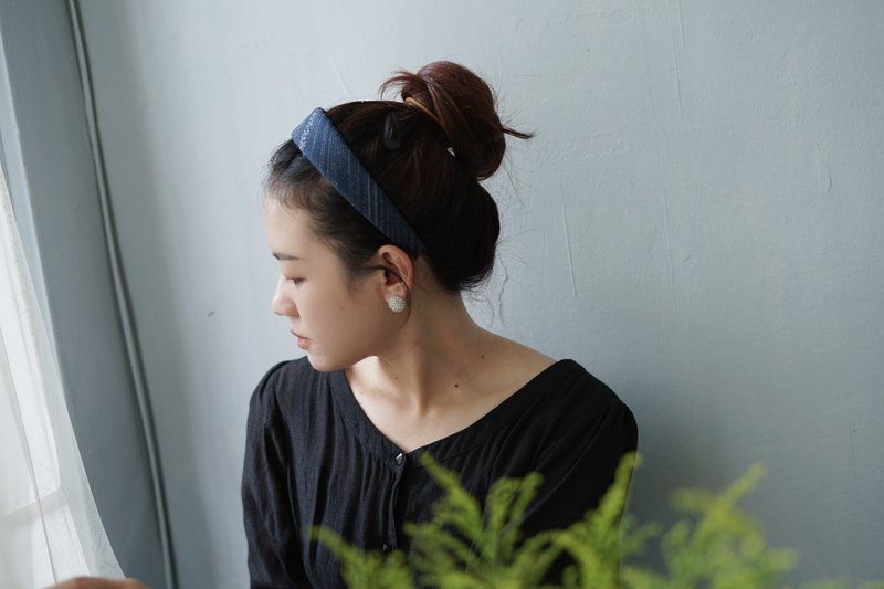 欧洲杂货-花团锦簇闪亮白钻银色古董夹式耳环 - 耳环/耳夹 - 其他金属 银色