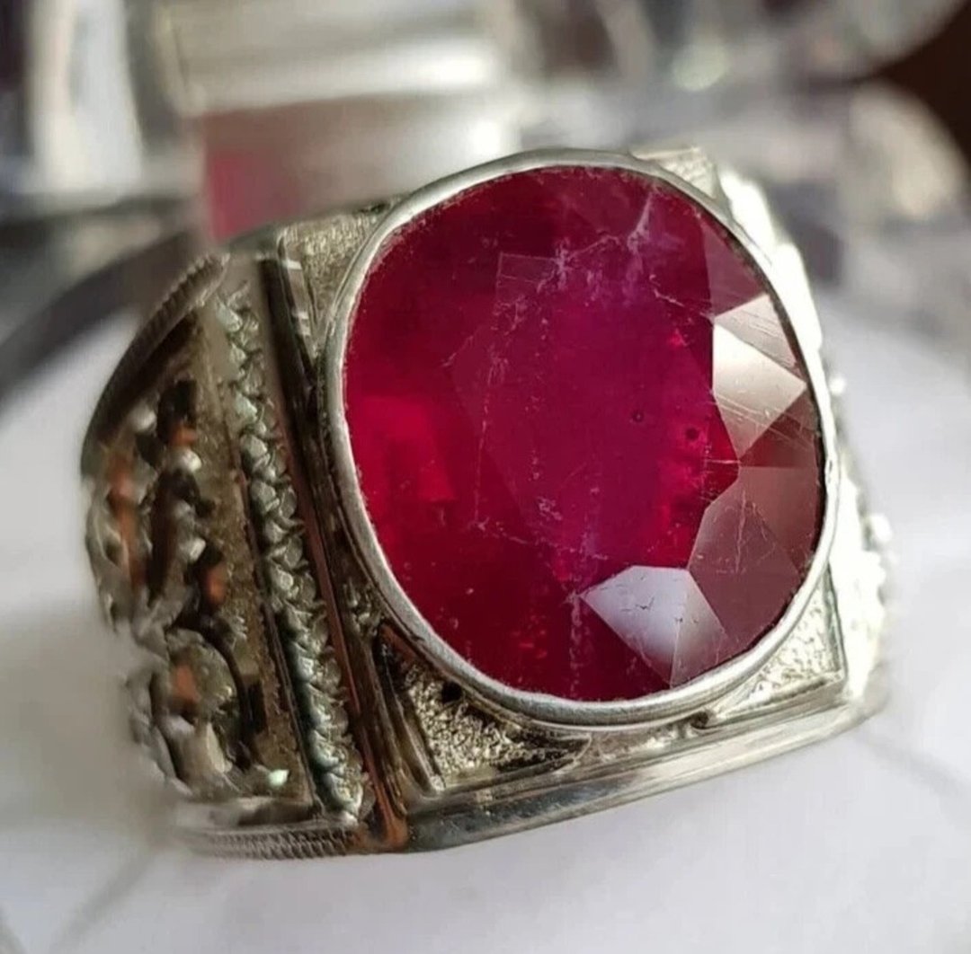 Pigeon blood African Ruby Ring Glass Filled Big size ruby mens ring fashion ring - 戒指 - 宝石 红色