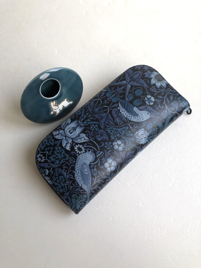 Morris【草莓小偷】防水布-长夹/皮夹/零钱包/礼物 - 皮夹/钱包 - 防水材质 蓝色