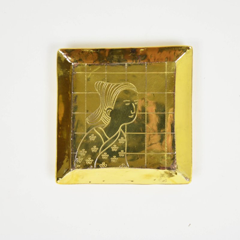 黄铜小碟-晨起少女-公平贸易-闲隅X茧裹子 - 浅碟/小碟子 - 其他金属 金色