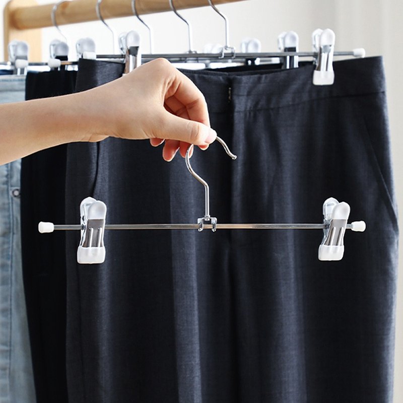 日本霜山 伸缩夹挂式无痕防滑裙裤架-15入 - 衣架/挂勾 - 其他金属 黑色