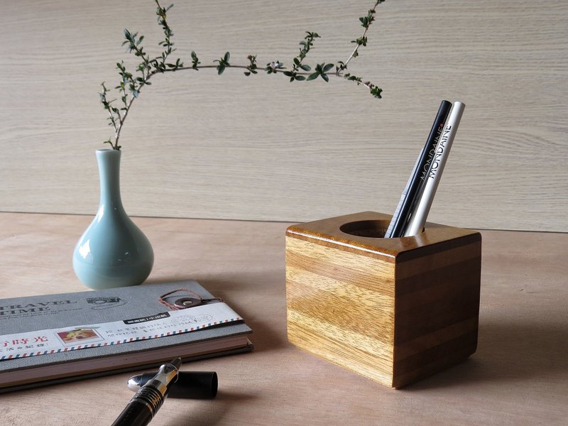 HO MOOD 木拼系列—千层派 原木笔筒 - 笔筒/笔座 - 木头 咖啡色
