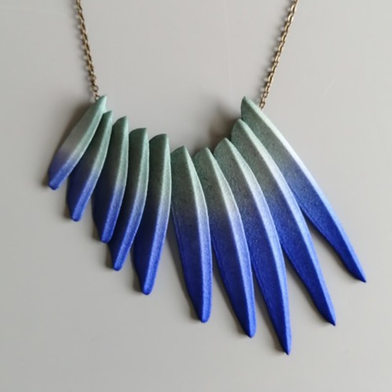 Manus 项链 蓝色 - 项链 - 塑料 