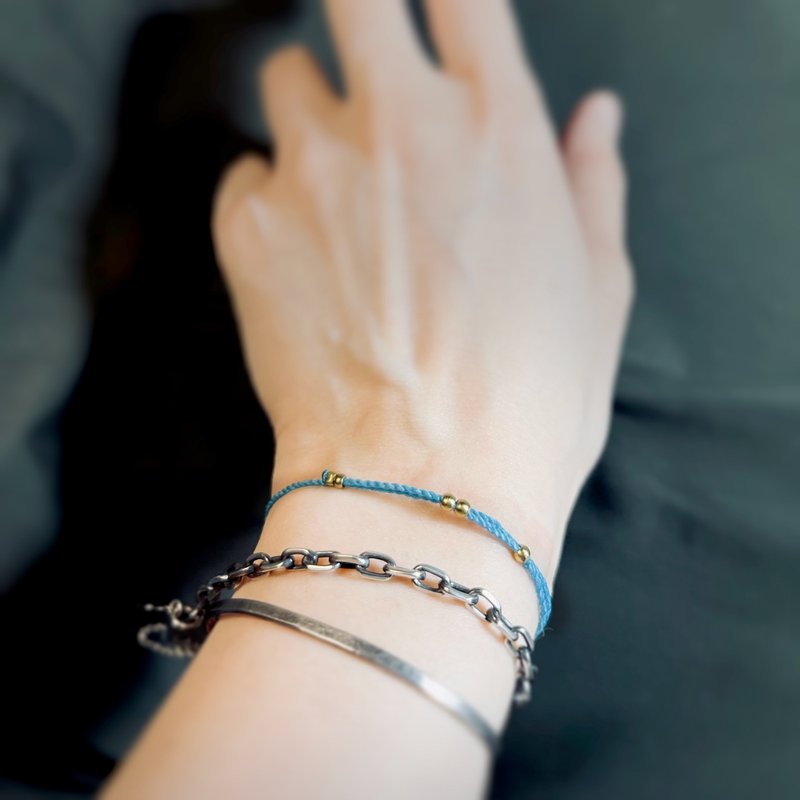 小心机 - 极细土耳其蓝黄铜珠伸缩绳结编织蜡线手环 天蓝极简绕旋 - 手链/手环 - 其他人造纤维 蓝色