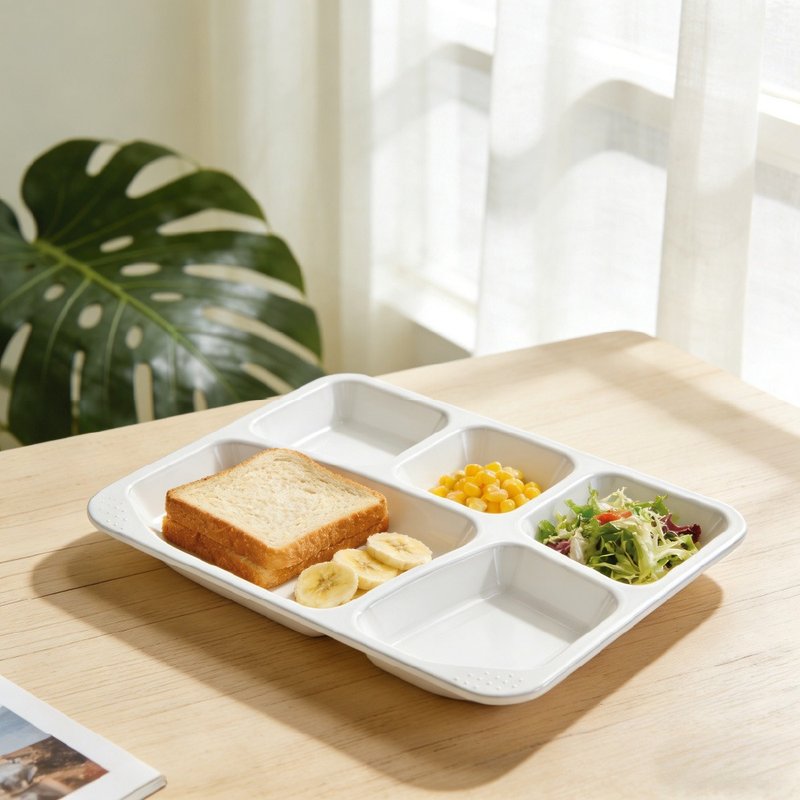 【哩皿生活】洁晶五格餐盘组 午餐盘 儿童餐盘 喂食盘 分隔盘 - 儿童餐具/餐盘 - 其他材质 白色