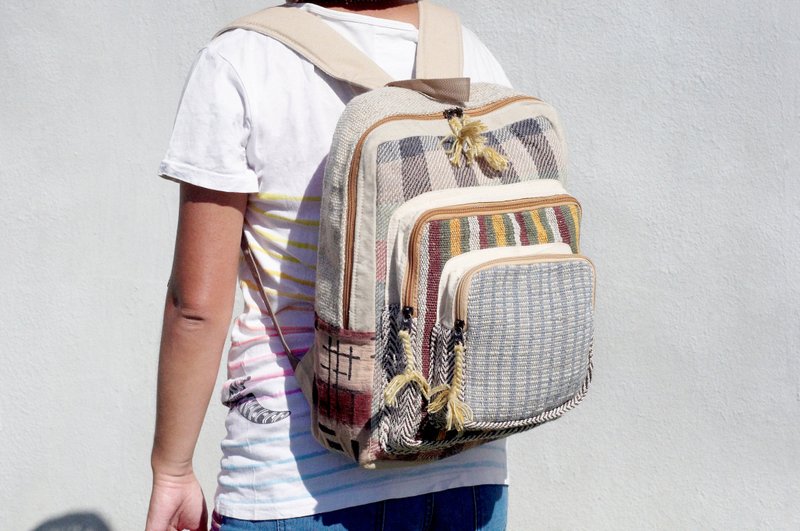 圣诞礼物 限量手工棉麻拼接设计后背包 / 肩背包 / 民族登山包 - 方形square拼布民族后背包 - 后背包/双肩包 - 棉．麻 多色