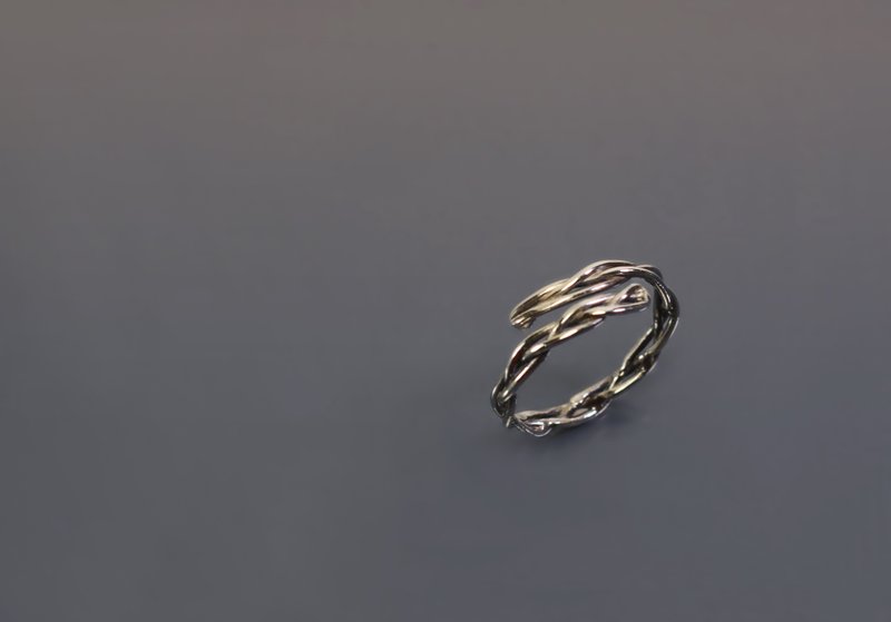 小品系列-编织开口925银戒 - 戒指 - 纯银 黄色