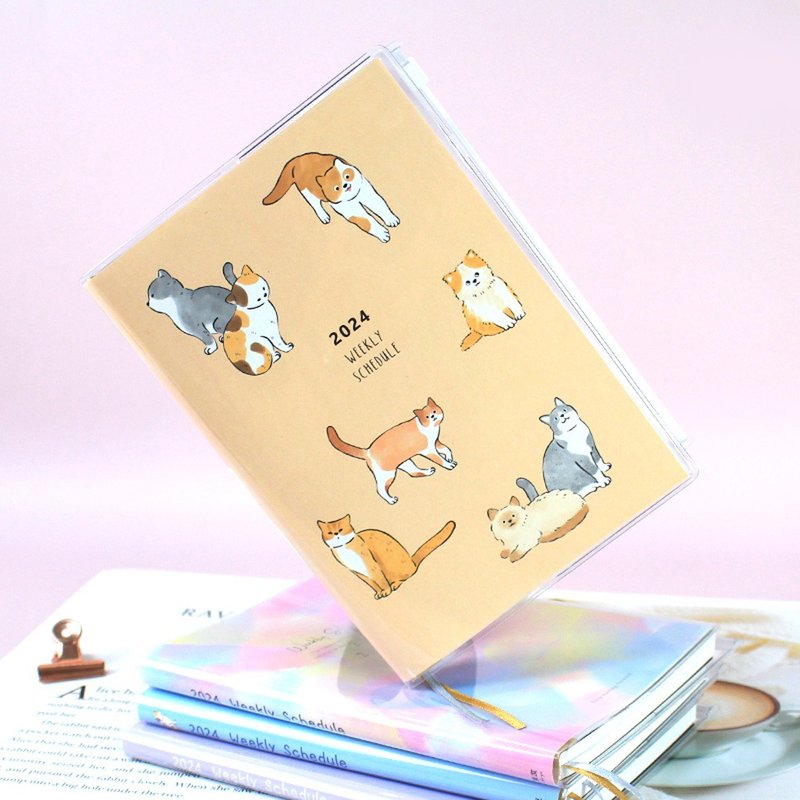 Chuyu 2024年B6/32K彩色年度周志/周计划+收支/家计手帐/PVC书套 - 笔记本/手帐 - 纸 多色