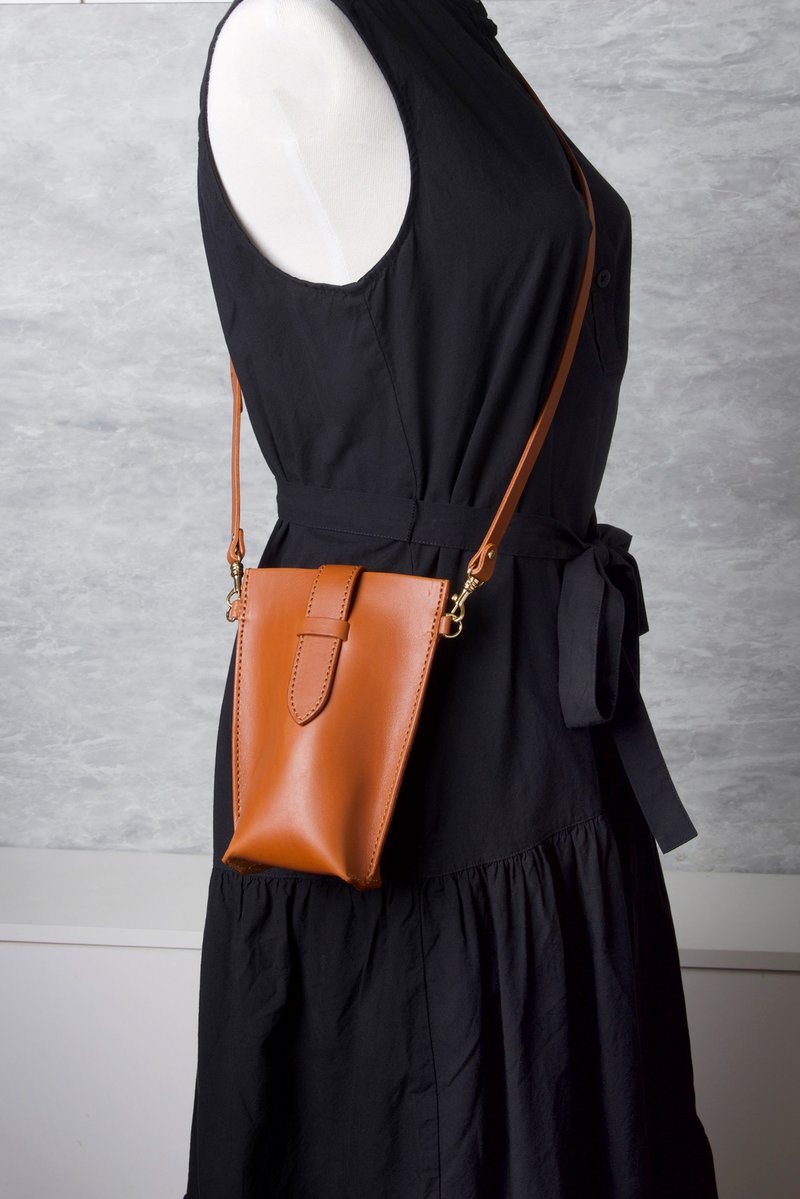 斜背手机包 Phone Cross Body Bag / 浅棕 Tan - 手机壳/手机套 - 真皮 卡其色