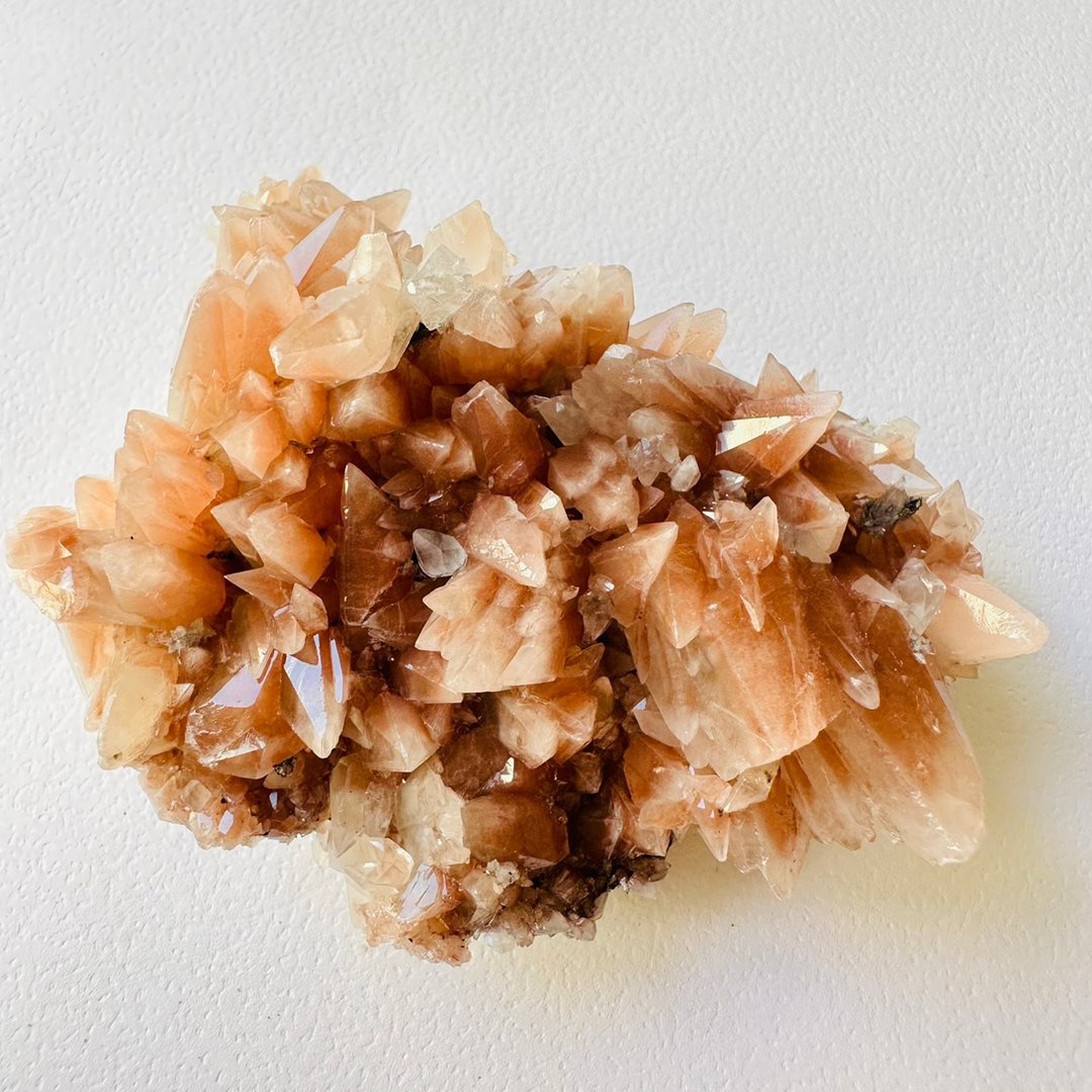 大冶羽毛方解石 牛9 原矿水晶矿标宝石 吸引力法则 显化脉轮高频 - 摆饰 - 其他材质 红色