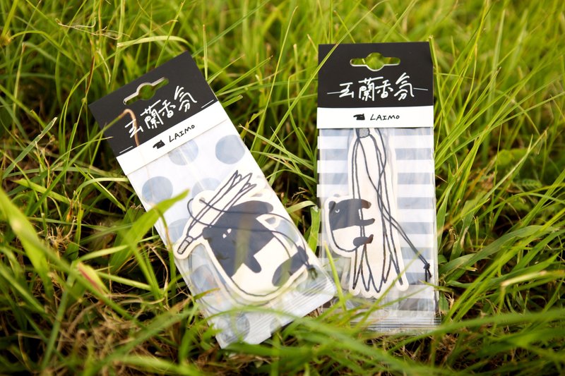 【街头撞见良品】人生百味XCherng  限量  马来貘玉兰花香氛片 - 吊饰 - 纸 黑色