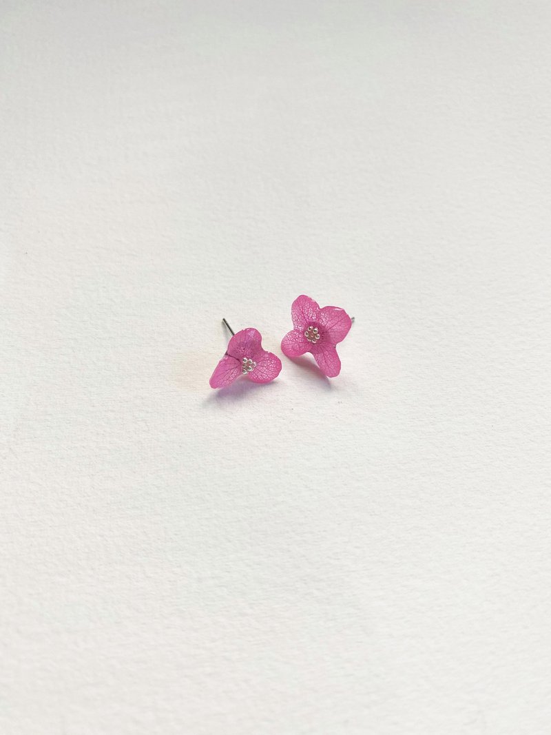 真花耳环-Love Earrings- Tiny Pink - 耳环/耳夹 - 植物．花 粉红色