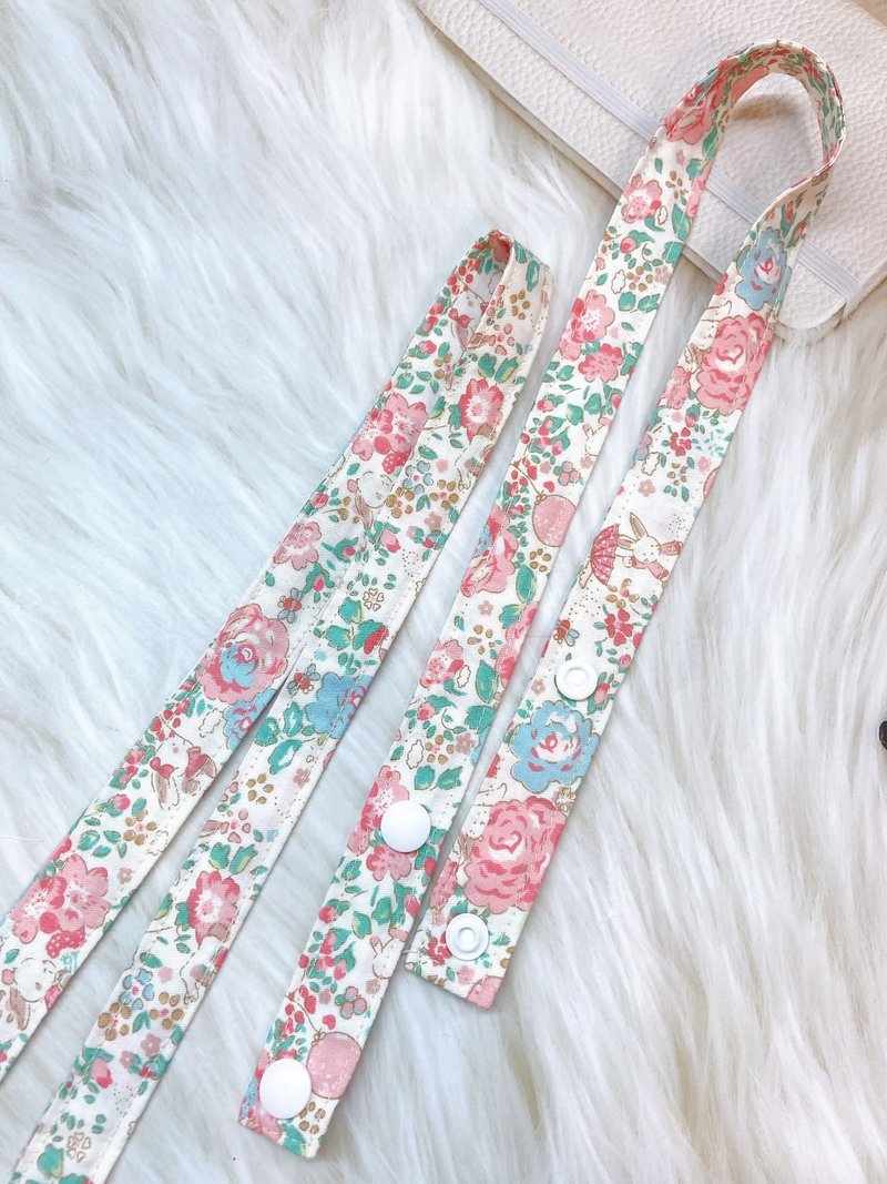 PJ手作【花丛兔兔】 防疫儿童口罩挂绳 - 口罩 - 棉．麻 粉红色