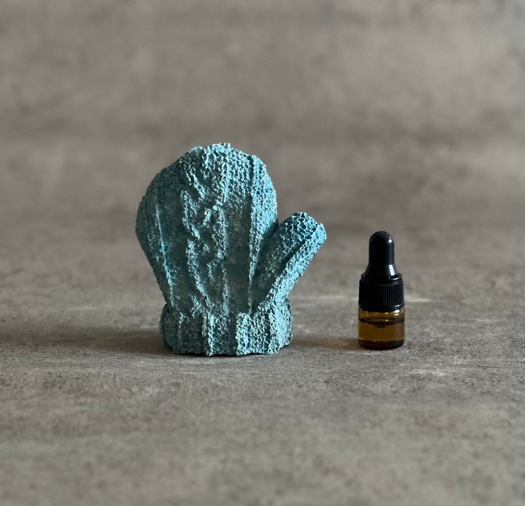 蓝色手套/扩香石/水泥/摆件/交换礼物/附赠1ml雪松精油 - 香薰/精油/线香 - 环保材料 蓝色