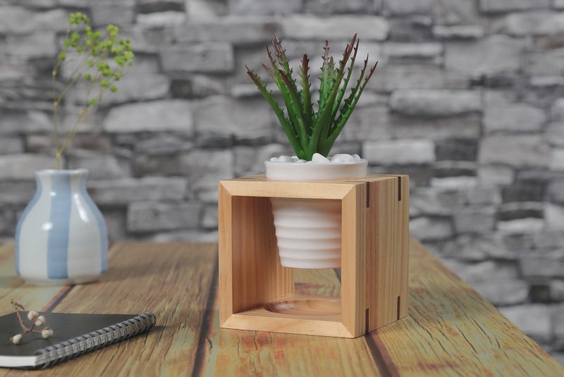 爱丽丝 花盆座 (不含植物) - 植栽/盆栽 - 木头 白色