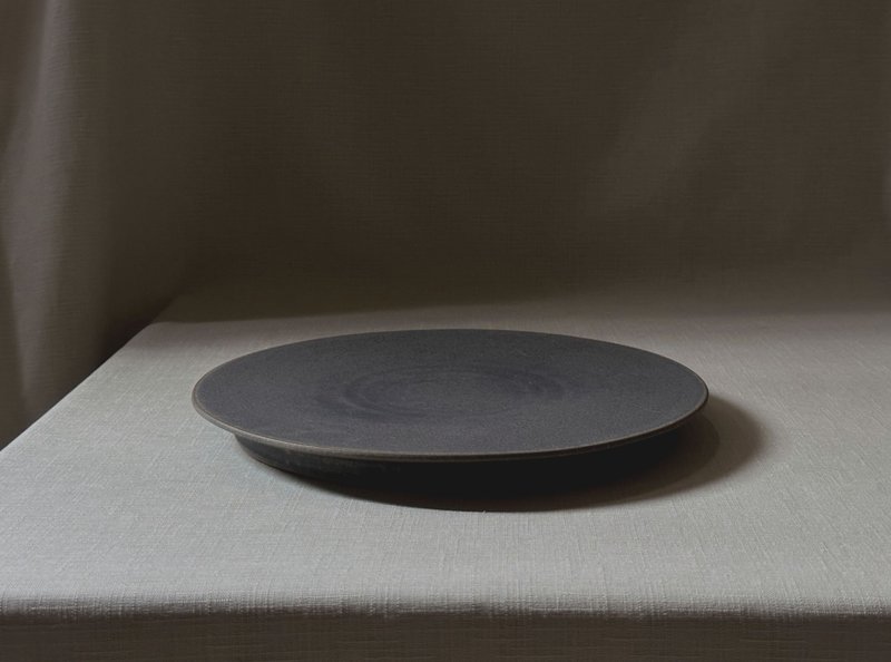 雾黑 八寸平盘 - 盘子/餐盘/盘架 - 陶 