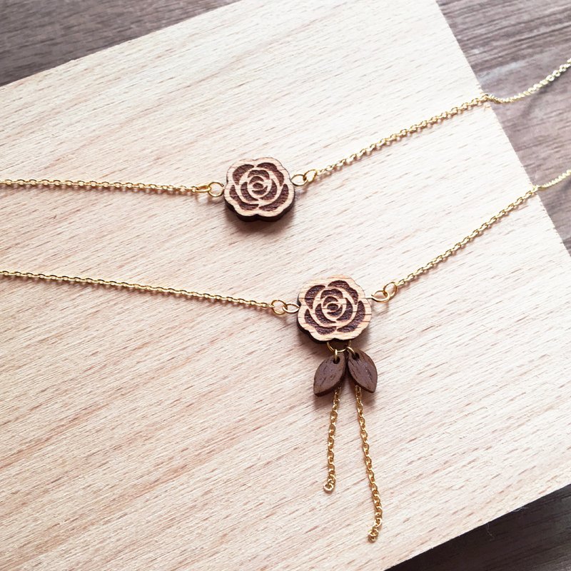 玫瑰花系列-木制玫瑰颈链 - 项链 - 木头 