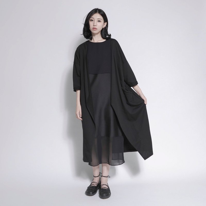 SU:MI said Sartre 莎特长版剪接罩衫_7AF300_黑 - 背带裤/连体裤 - 棉．麻 黑色