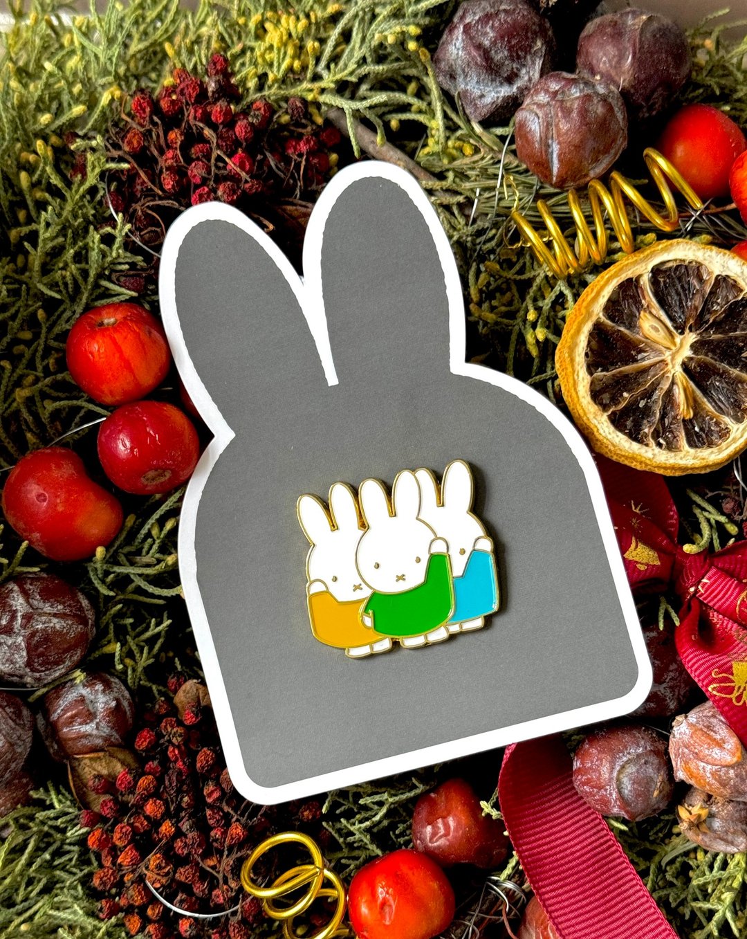 【Pinkoi x miffy】米飞兔 Miffy文具系列金属徽章 一起 超厚实 - 胸针 - 其他金属 多色