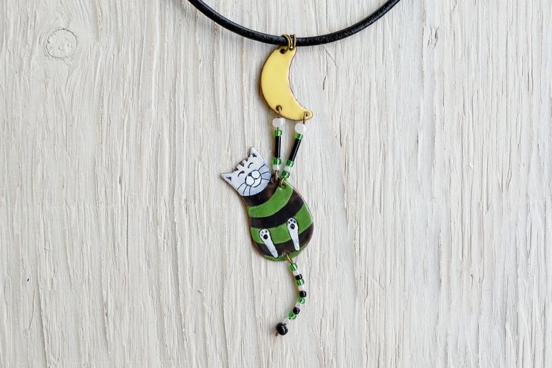 Green Cat, Cat necklace, Striped necklace,, Cat jewelry, Cat and moon, - 项链 - 珐琅 绿色
