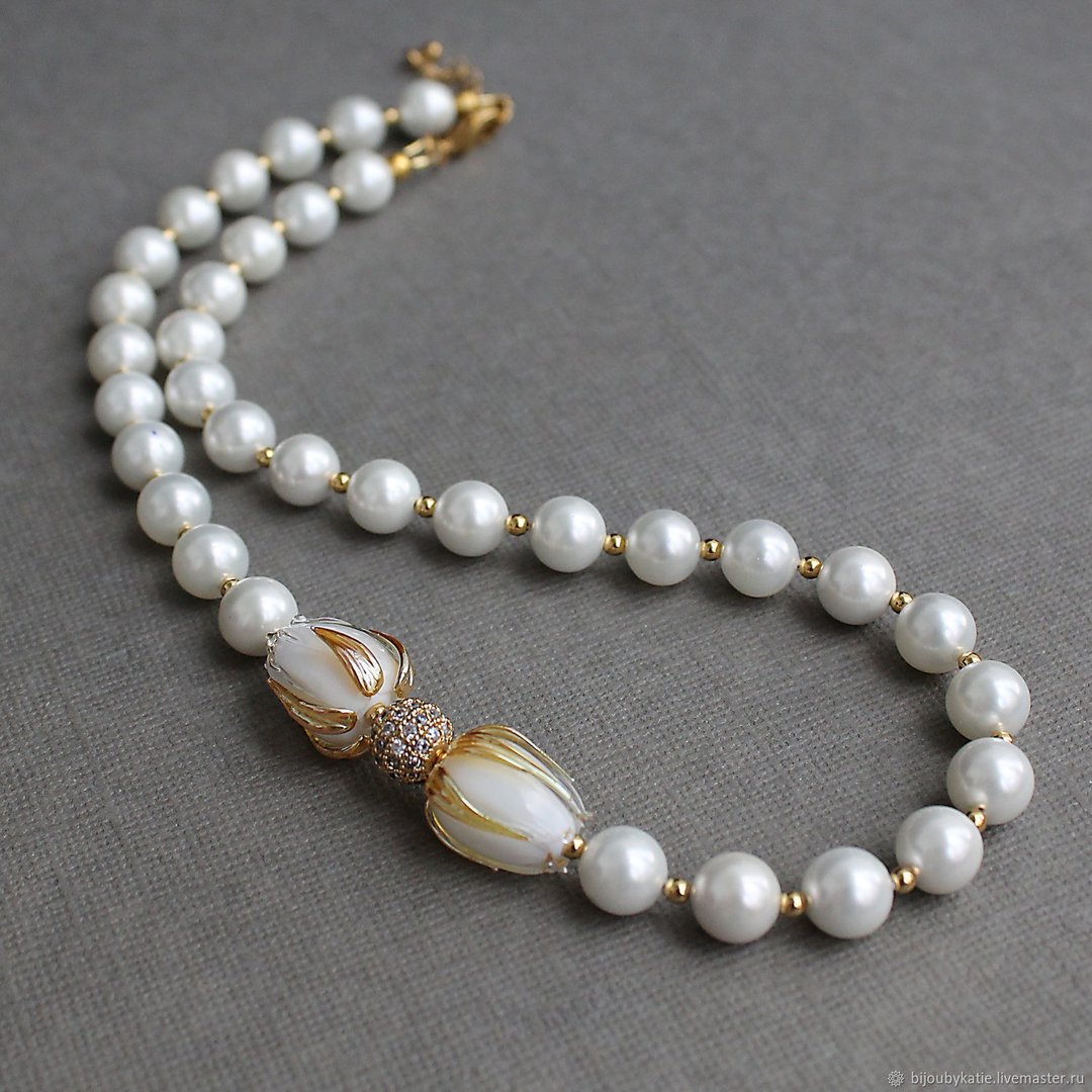 White Pearl Flower Necklace, Lampwork Beaded Necklace, Pearl Necklace - 项链 - 珍珠 白色