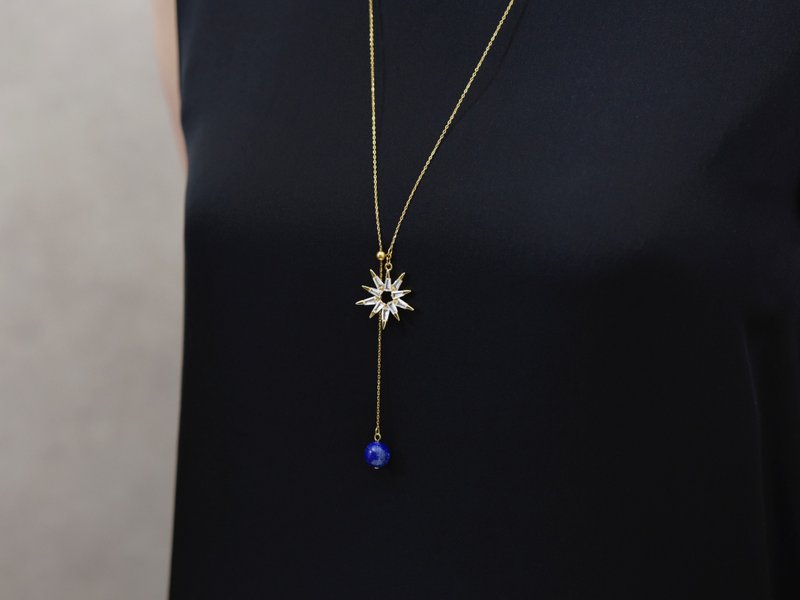 [项链, 14kgf] 易于佩戴和取下, 可戴在头上, 锆石星星, 青金石, Y 形长项链, 70 厘米 - 耳环/耳夹 - 半宝石 金色