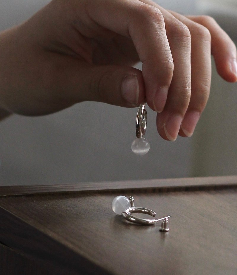 月光透石膏 SELENITE纯银耳环 - 耳环/耳夹 - 水晶 白色