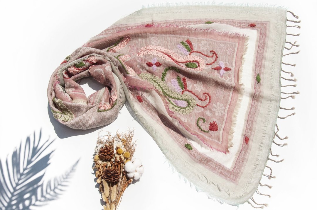 喀什米尔Cashmere/水煮羊毛披肩/针织围巾/刺绣围巾/羊绒披巾-花 - 围巾/披肩 - 羊毛 粉红色