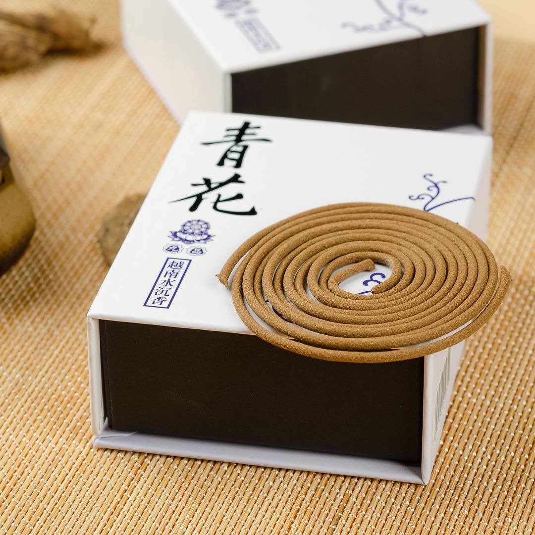 青花-九品越南惠安沉香-16片小盘香 - 香薰/精油/线香 - 其他材质 白色