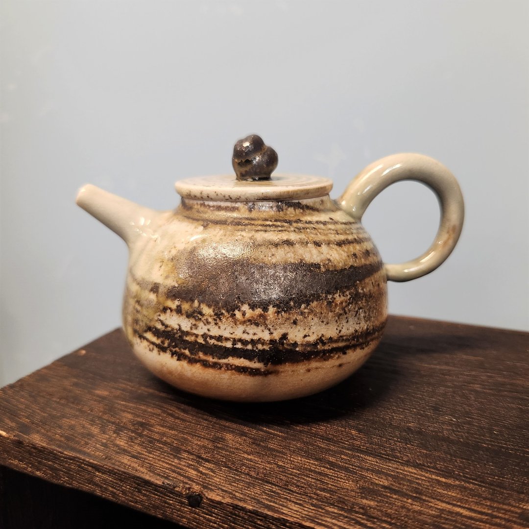 柴烧瓷土 / 绞泥茶壶 - 茶具/茶杯 - 陶 黑色