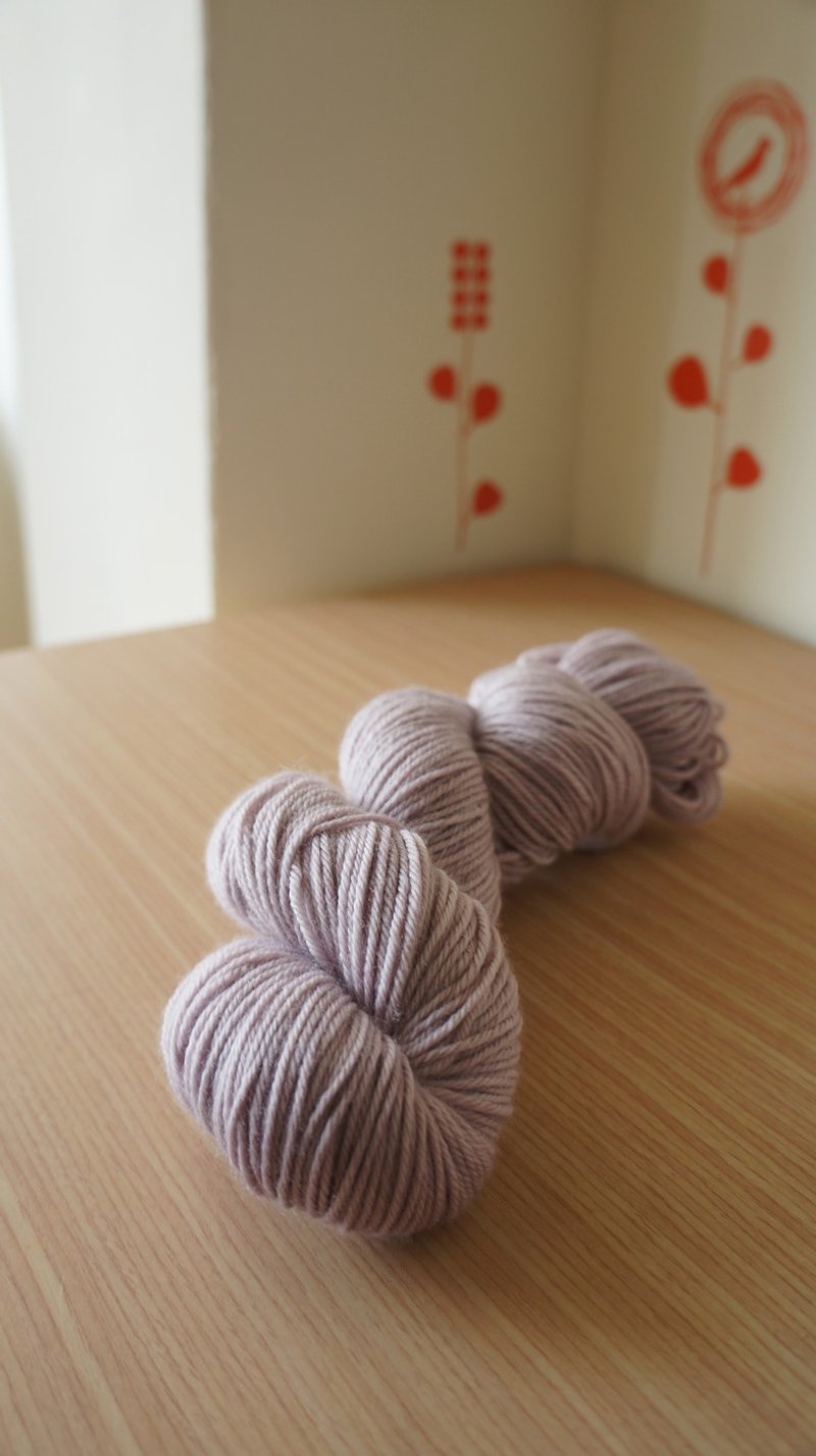 手染线。春光雾紫(MCN/美丽诺/羊绒/尼龙/Sport) - 编织/刺绣/羊毛毡/裁缝 - 羊毛 