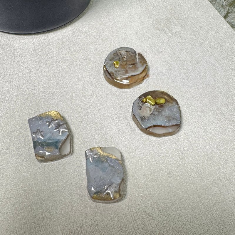 MUMU 矿石手绘设计款耳夹耳环 可选择要制作成耳夹或耳针 - 耳环/耳夹 - 树脂 