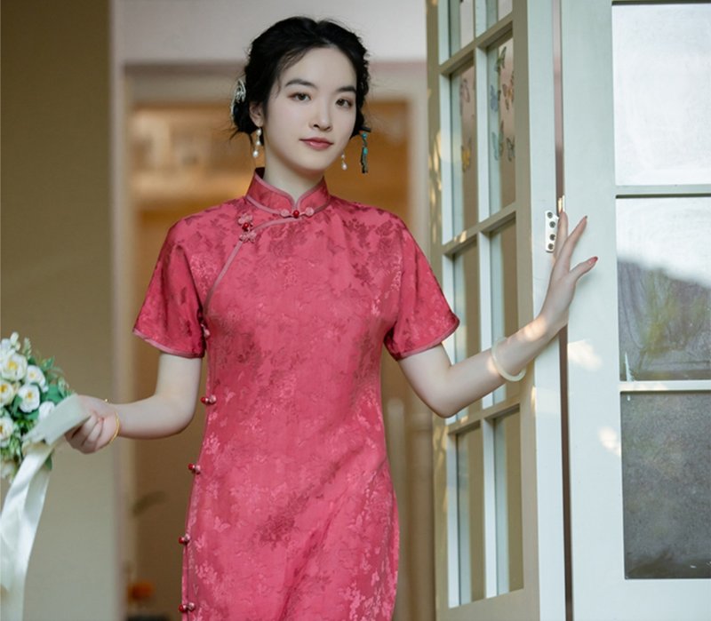 湘梅馥 新中式復古 红云纱真丝古法旗袍 - 旗袍 - 丝．绢 粉红色