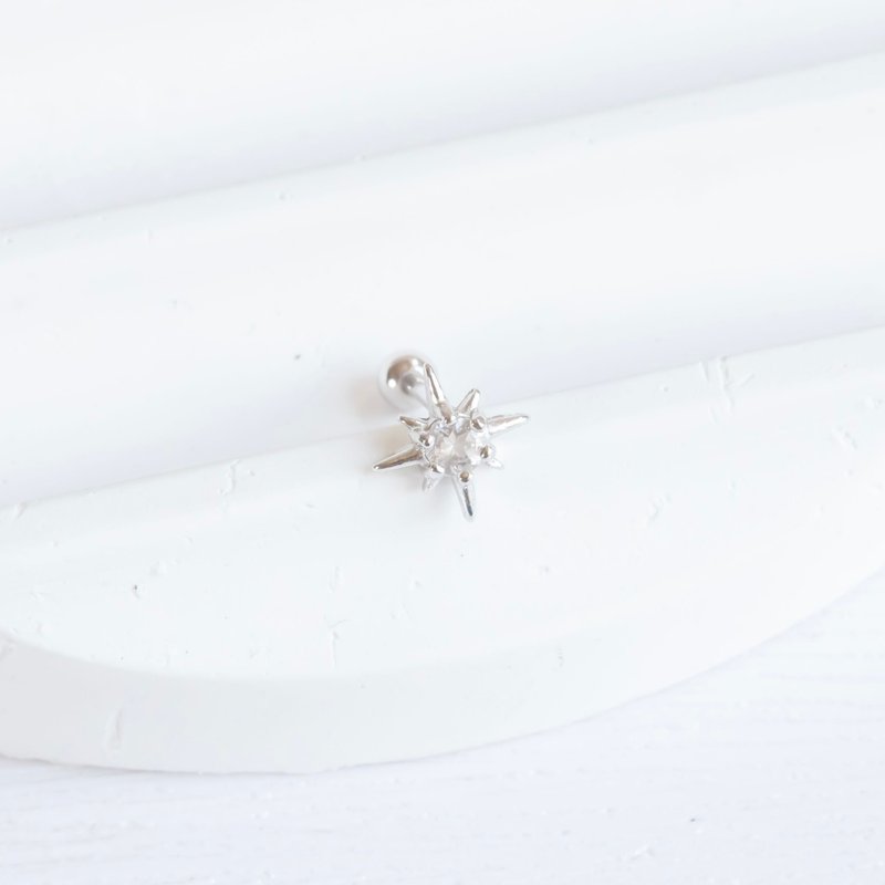 白水晶925纯银星芒转珠耳环 - 耳环/耳夹 - 水晶 银色