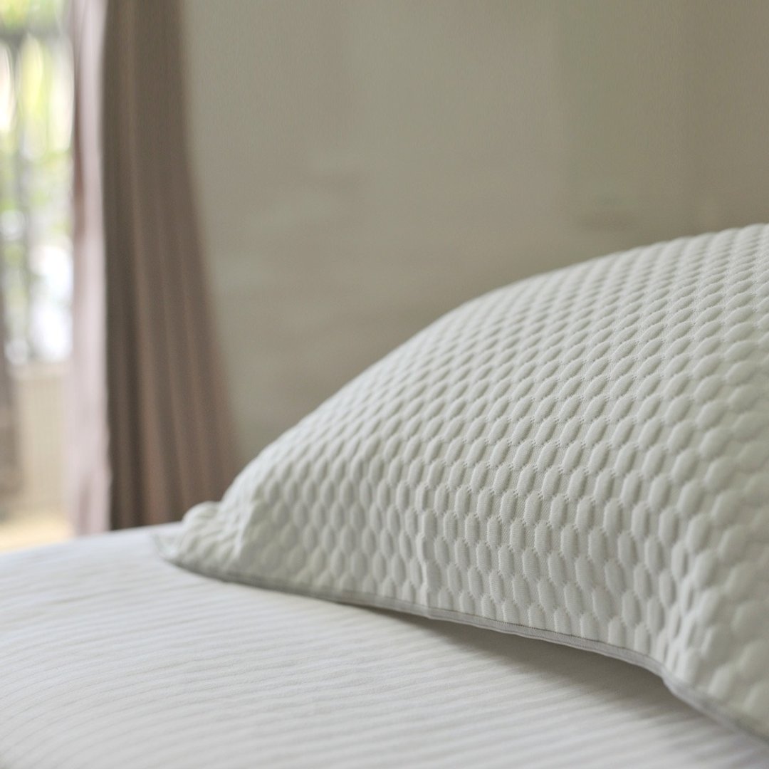LIFT PILLOW智能电梯枕头台湾制造 天丝胶原蛋白保洁垫枕头巾-1入 - 寝具 - 其他材质 