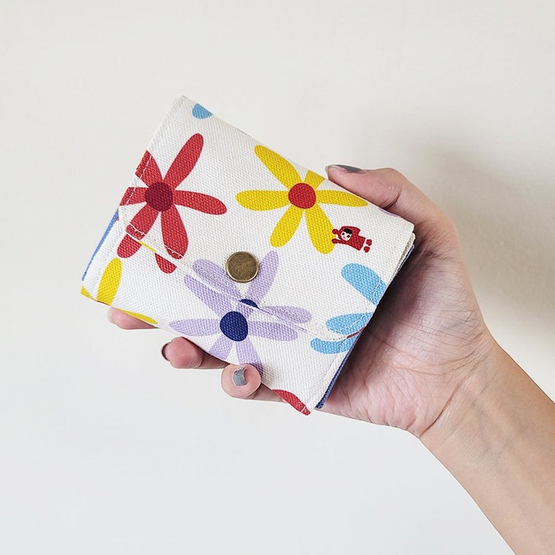 防泼水 小巧零钱包 多隔层卡包-缤纷花海 白 小红帽与大野狼 - 零钱包 - 棉．麻 白色