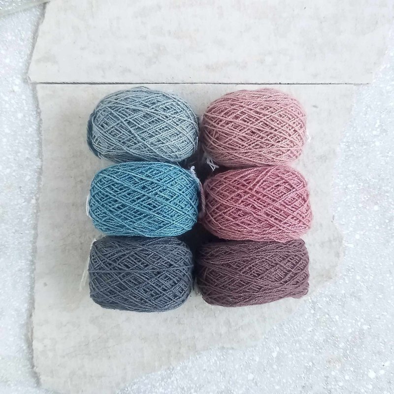 Nuance Colors 80m x 6 色 / 厚度 0.7mm / 植物染色棉线 /绣线、刺子线、十字绣、包边线、流苏 / 中性色 - 编织/刺绣/羊毛毡/裁缝 - 棉．麻 多色