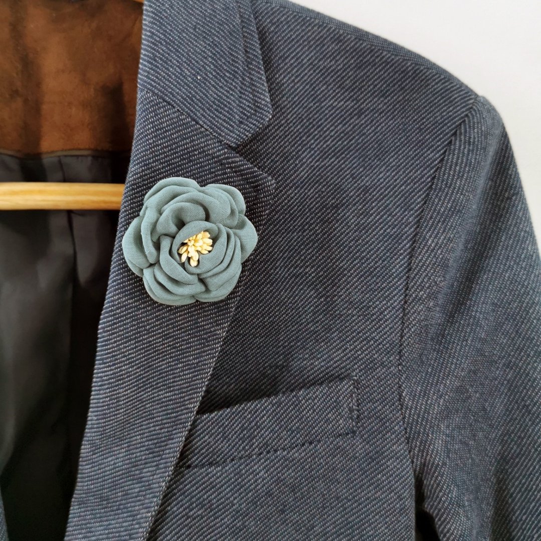 Vintage Blue Flower Lapel Pin/Brooch - 胸针 - 其他材质 蓝色