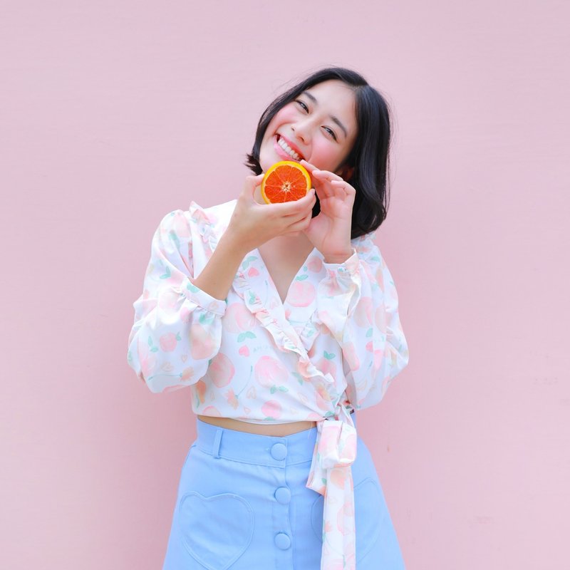 Peach wrap blouse - 女装上衣 - 其他材质 白色