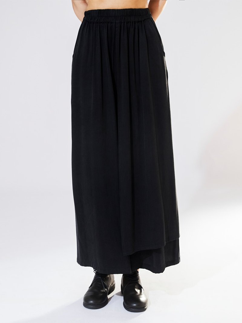 中性褡片九分裤肌理做旧感铜氨丝裤子 - 中性裤装 - 其他材质 黑色