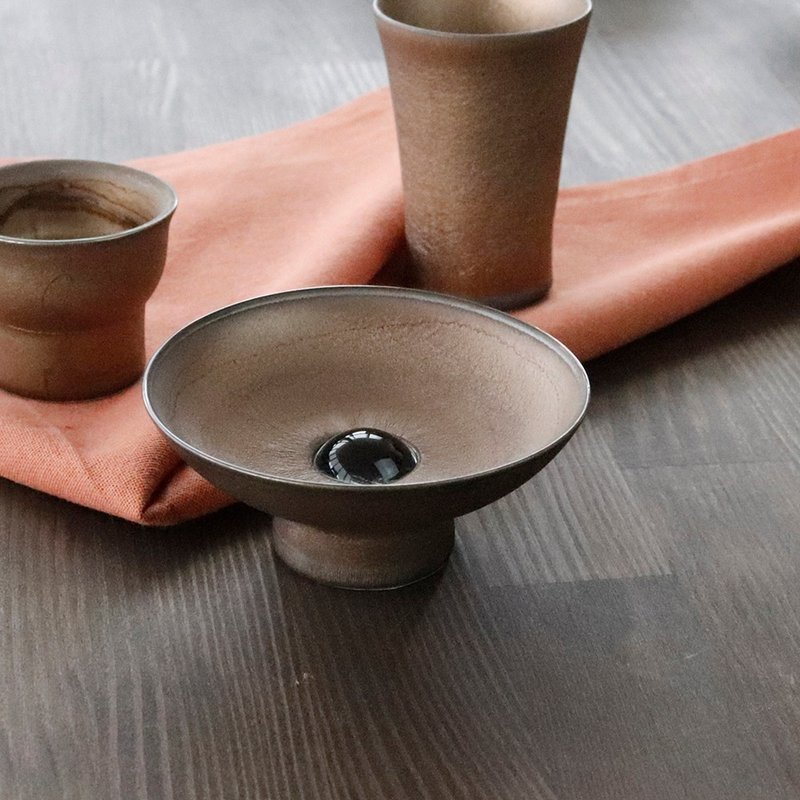 富士山 浮绘酒杯　铜器　平杯 - 酒杯/酒器 - 瓷 咖啡色