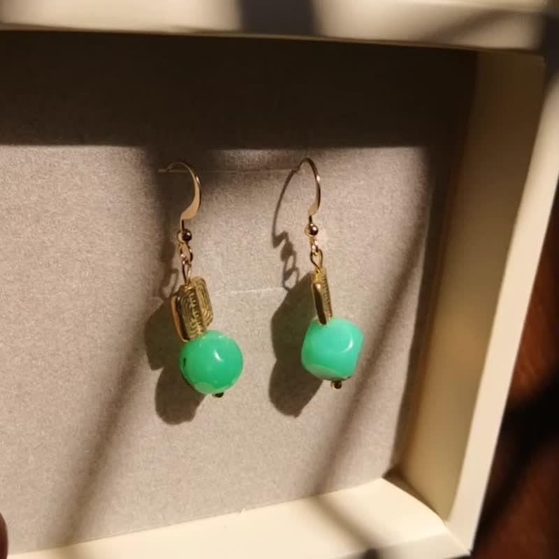 宝石黄铜耳环-A款绿玉髓 - 耳环/耳夹 - 宝石 绿色