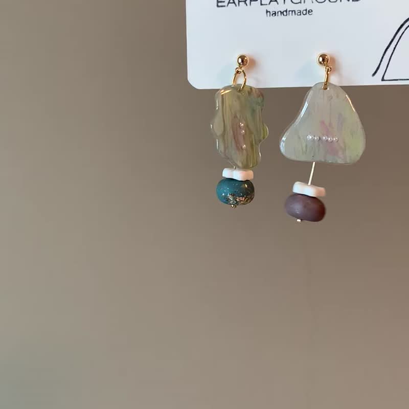 月夜荷塘的倒影 - 耳环/耳夹 - 树脂 多色