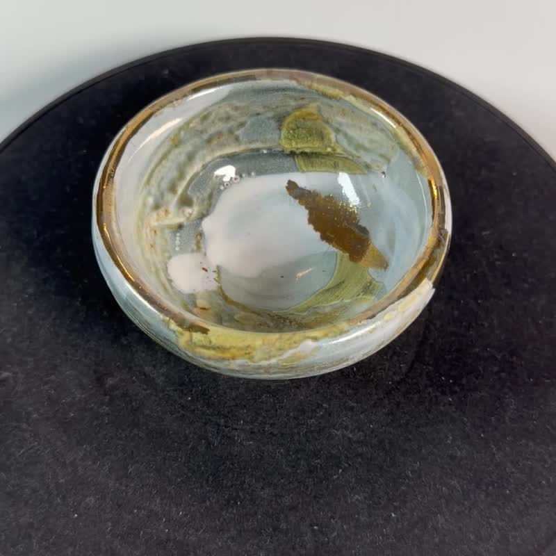 涧上烟金 - 手捏窑变鎏金主人杯 - 茶具/茶杯 - 陶 