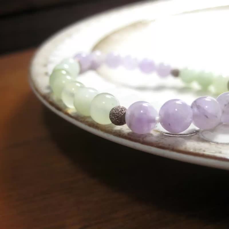手链 珠串设计 岫玉+浅紫水晶+925银/淡雅双色小手链 - 手链/手环 - 水晶 紫色