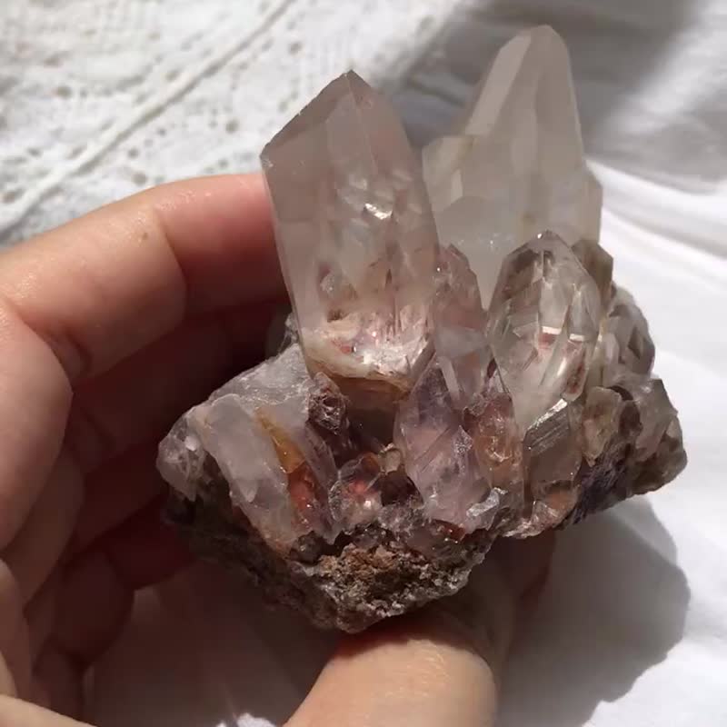 红水晶簇 红胶花共生 红兔毛 水晶原矿 天然原石  水晶 crystal - 摆饰 - 水晶 红色