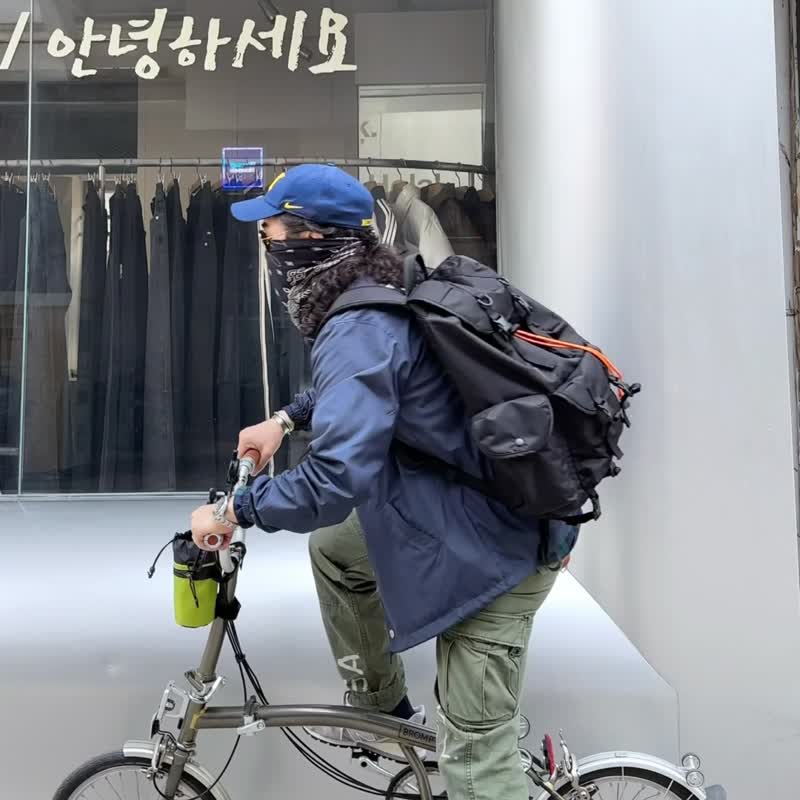 户外机能风大容量伞兵包17寸笔电独立收纳双肩包 - 后背包/双肩包 - 尼龙 黑色