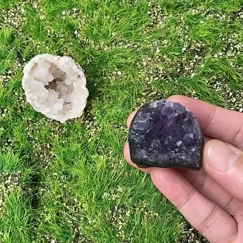胖胖小紫晶镇x可爱小白晶洞能量套组 消磁 招财办公室 风水 摆件 - 摆饰 - 水晶 多色